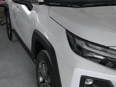 Сүрөт унаа Toyota RAV4