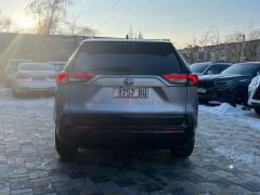 Сүрөт унаа Toyota RAV4