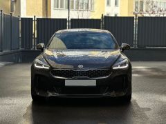 Photo of the vehicle Kia Stinger