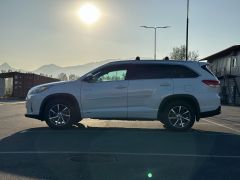 Фото авто Toyota Highlander