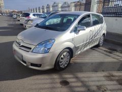 Сүрөт унаа Toyota Corolla Verso