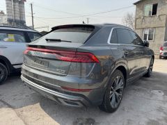 Сүрөт унаа Audi Q8