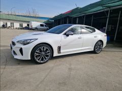 Фото авто Kia Stinger