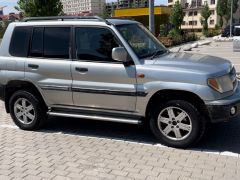 Сүрөт унаа Mitsubishi Pajero Pinin