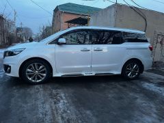 Фото авто Kia Carnival