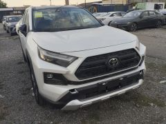 Сүрөт унаа Toyota RAV4