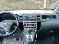 Фото авто Toyota Corolla Verso