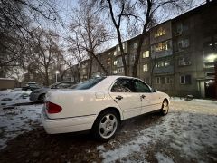 Фото авто Mercedes-Benz E-Класс