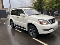 Photo of the vehicle Lexus GX