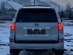 Photo of the vehicle Lexus GX