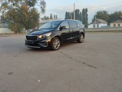 Фото авто Kia Carnival