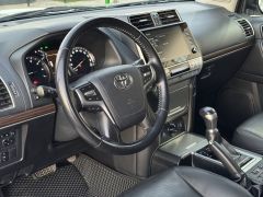 Сүрөт унаа Toyota Land Cruiser Prado