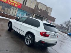 Photo of the vehicle BMW X5