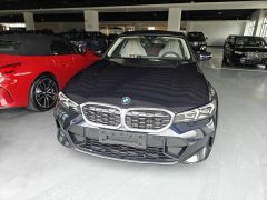 Photo of the vehicle BMW 3 Series