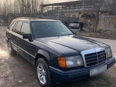 Photo of the vehicle Mercedes-Benz W124