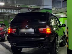 Photo of the vehicle BMW X5