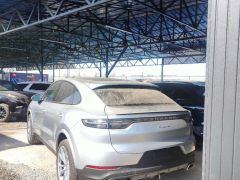 Сүрөт унаа Porsche Cayenne