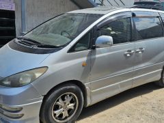 Фото авто Toyota Estima