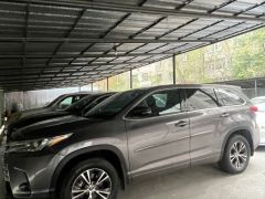 Сүрөт унаа Toyota Highlander