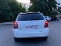 Сүрөт унаа Toyota Avensis