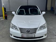 Photo of the vehicle Lexus ES