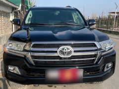 Фото авто Toyota Land Cruiser