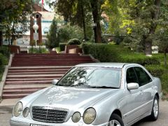 Photo of the vehicle Mercedes-Benz E-Класс