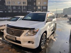 Photo of the vehicle Lexus LX