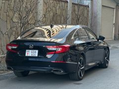 Фото авто Honda Accord