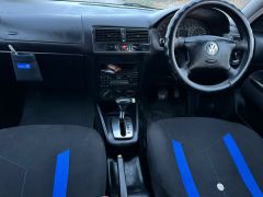 Фото авто Volkswagen Golf