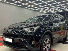 Сүрөт унаа Toyota RAV4