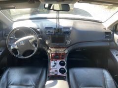 Сүрөт унаа Toyota Highlander