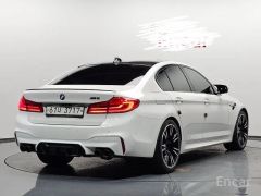 Фото авто BMW M5