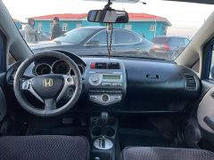 Фото авто Honda Jazz