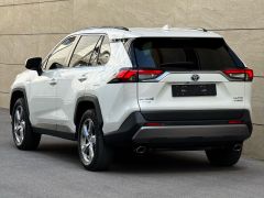 Сүрөт унаа Toyota RAV4