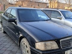 Сүрөт унаа Mercedes-Benz C-Класс