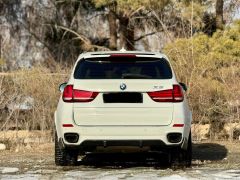 Photo of the vehicle BMW X5