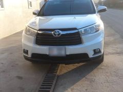 Photo of the vehicle Toyota Highlander