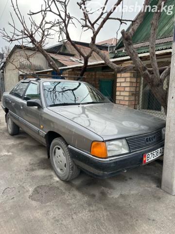 Audi 100