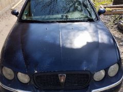 Photo of the vehicle Rover 75