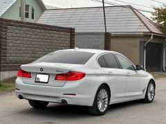 Photo of the vehicle BMW 5 Series