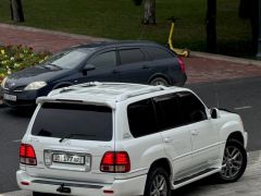 Photo of the vehicle Lexus LX