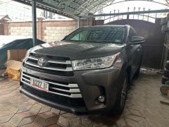 Сүрөт унаа Toyota Highlander