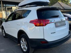 Сүрөт унаа Toyota RAV4