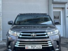 Фото авто Toyota Highlander