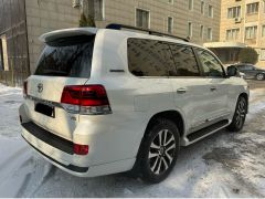 Фото авто Toyota Land Cruiser