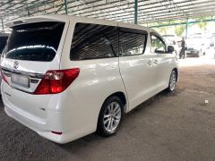 Сүрөт унаа Toyota Alphard