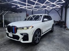 Фото авто BMW X7