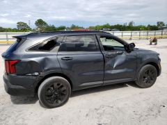 Photo of the vehicle Kia Sorento