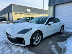 Сүрөт унаа Porsche Panamera